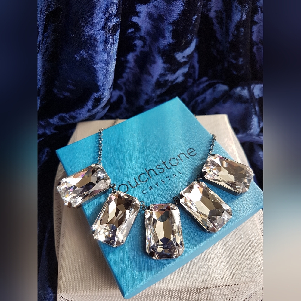 AUTHENTIC Swarovski Touchstone Contemporary Statement Necklace - Picture 14 of 16